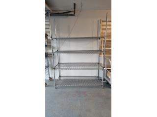 Rack industrial de metal marca METRO, Puerto Rico