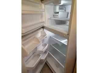 Nevera Kenmore - como nueva - aprovecha!