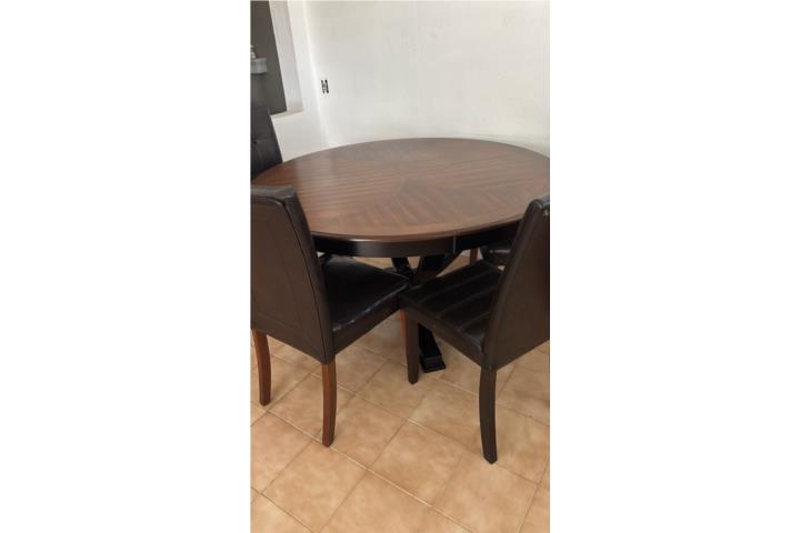 Juego de comedor, Puerto Rico