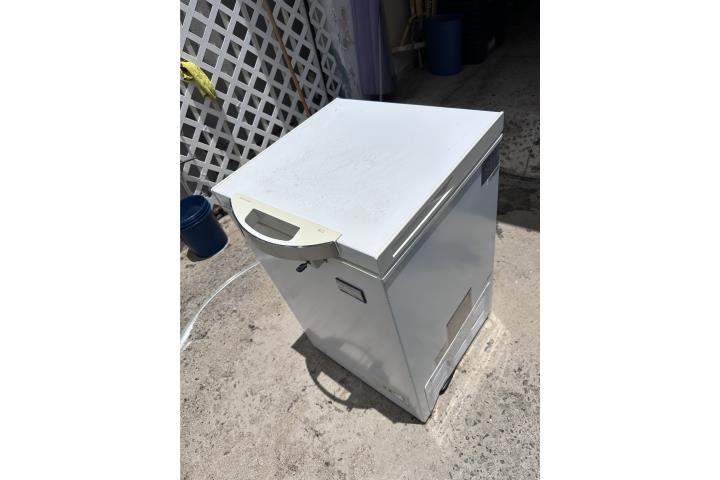 Freezer., Puerto Rico