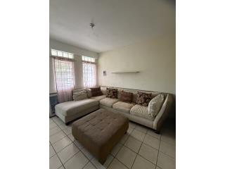 Juego de sala seccional con ottoman, Puerto Rico
