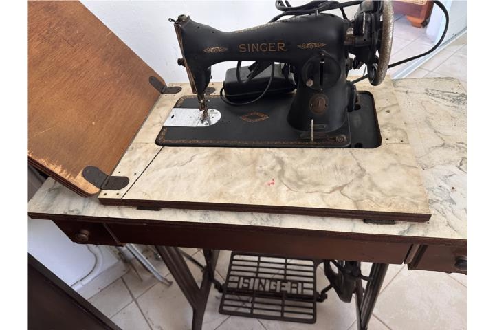 Máquina de coser antigua , Puerto Rico