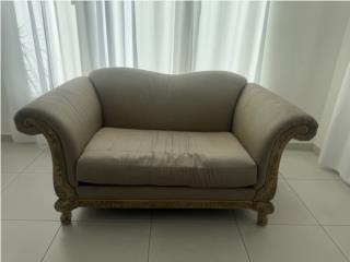 Sof� de dos personas(love seat) victoriano, Puerto Rico