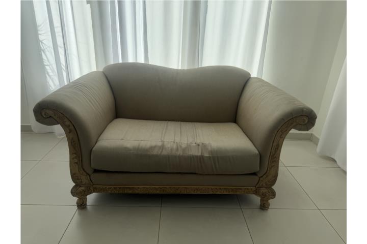Sofá de dos personas(love seat) victoriano, Puerto Rico