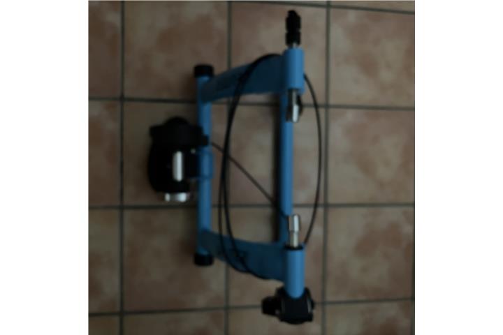 Bycicle trainer, Puerto Rico