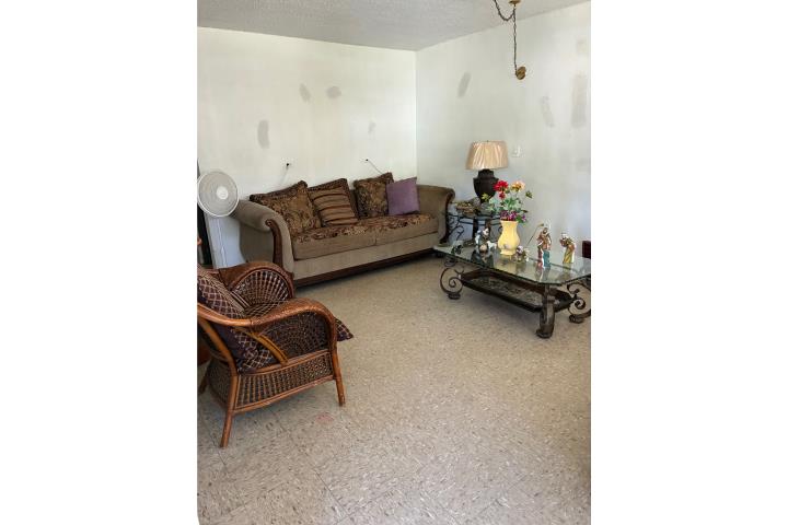 JUEGO DE SALA Y COMMEDOR, Puerto Rico