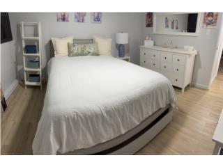 Juego de Cuarto: Cama Queen+Gavetero+Espejo, Puerto Rico