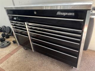 Caja de Herramientas Snap On con Herramientas, Puerto Rico