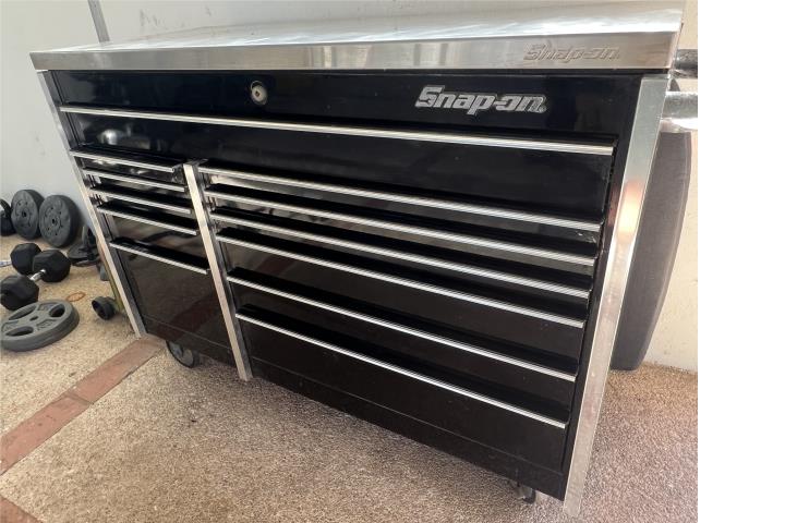 Caja de Herramientas Snap On con Herramientas, Puerto Rico