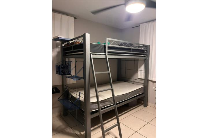 Cama litera de metal, Puerto Rico