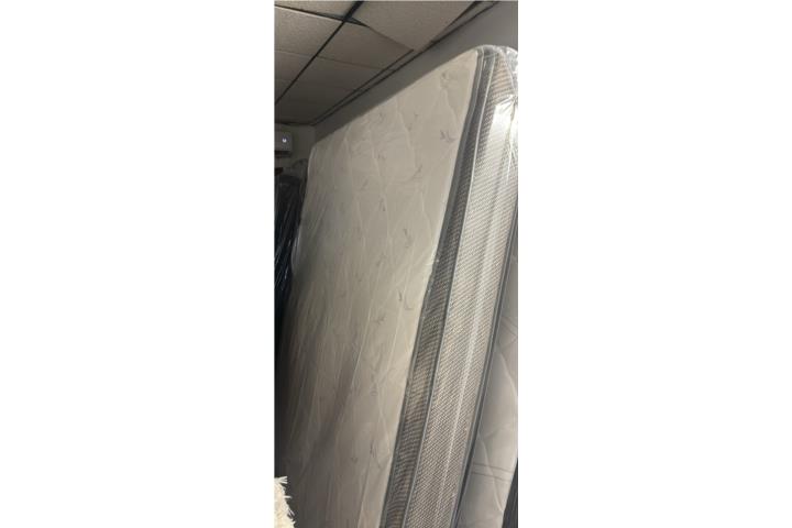 Matress king , Puerto Rico