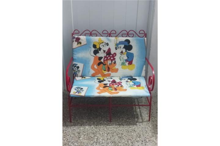 Banco de niños en hierro , Puerto Rico