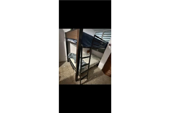 Cama litera ambas full, Puerto Rico