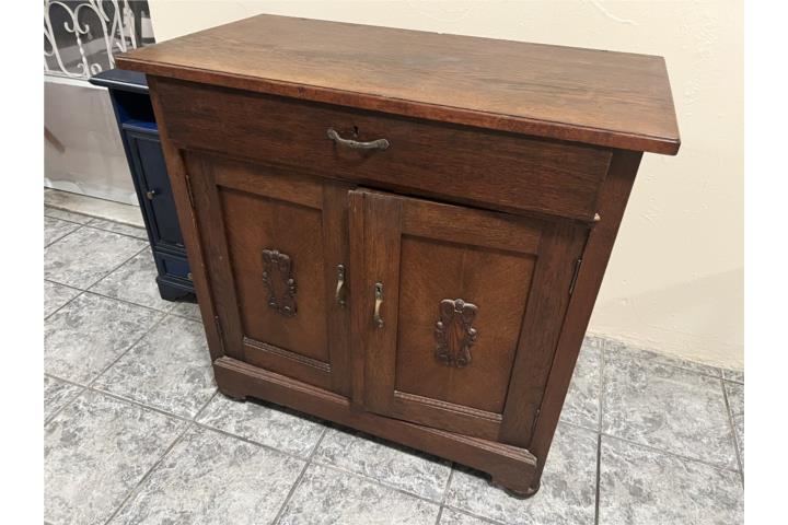 SE VENDE MUEBLE ANTIGUO $50., Puerto Rico