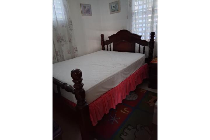 cama queen de caoba con o sin matress , Puerto Rico