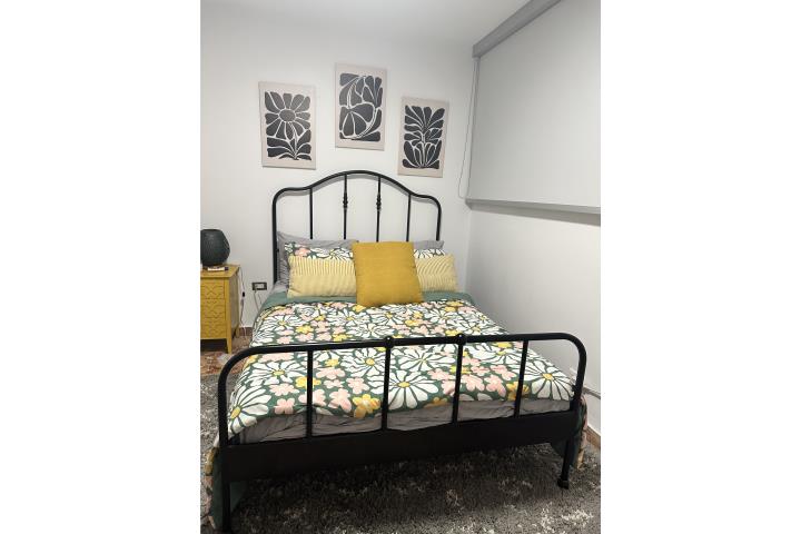 Full Size Bed, Puerto Rico