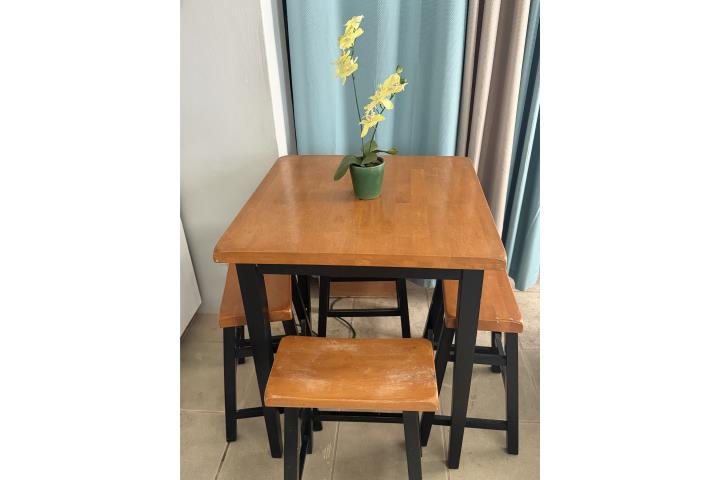 Juego comedor madera, Puerto Rico