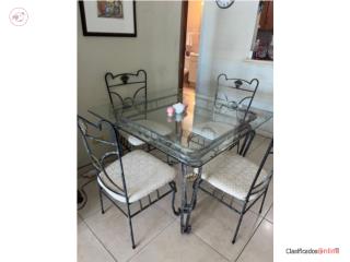 Mesa en Cristal, 4 sillas; Lav. y Secadora, Puerto Rico