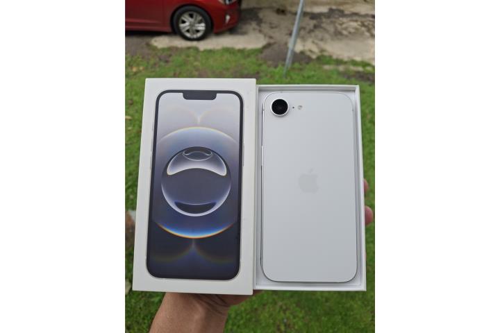 IPHONE 16E DE TMOBILE 128 GIGAS, Puerto Rico