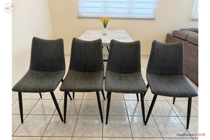 Set 4 sillas modernas, Puerto Rico