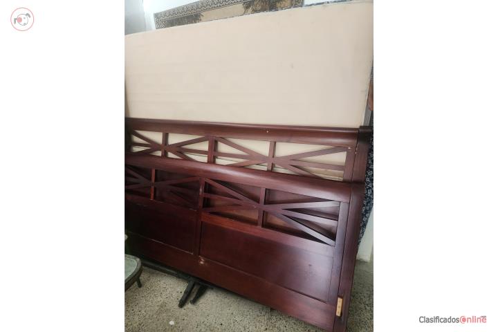 Cama king con matres, Puerto Rico