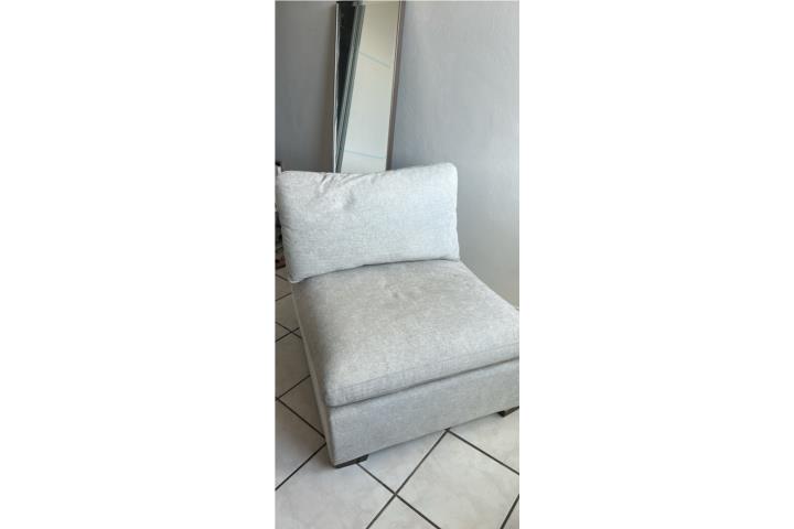 Mueble pequeño , Puerto Rico