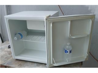 Neverita de mesa para medicamentos , Puerto Rico