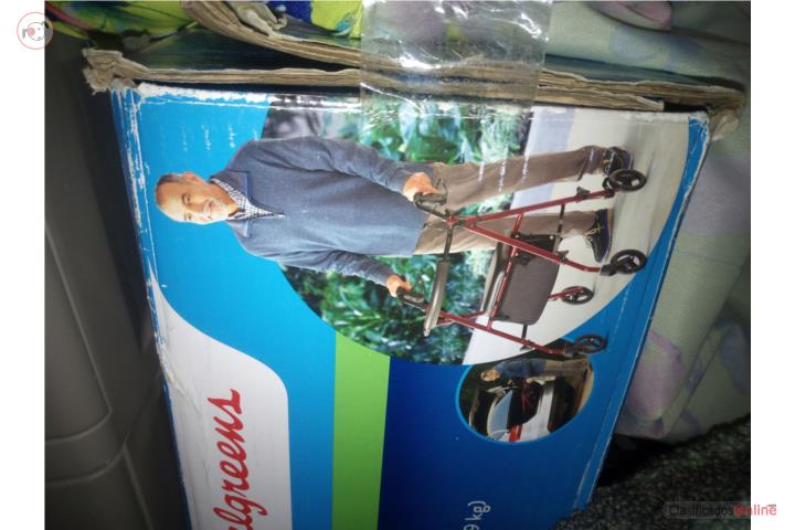 Andador con asiento adulto, Puerto Rico