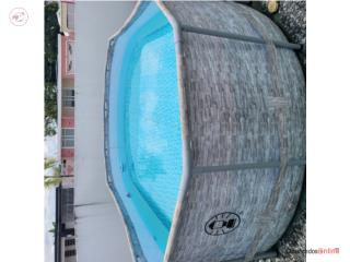 Se vende Piscina por poco uso