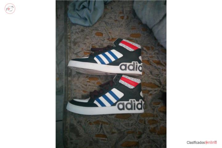 Tenis adidas por 60 dolares , Puerto Rico