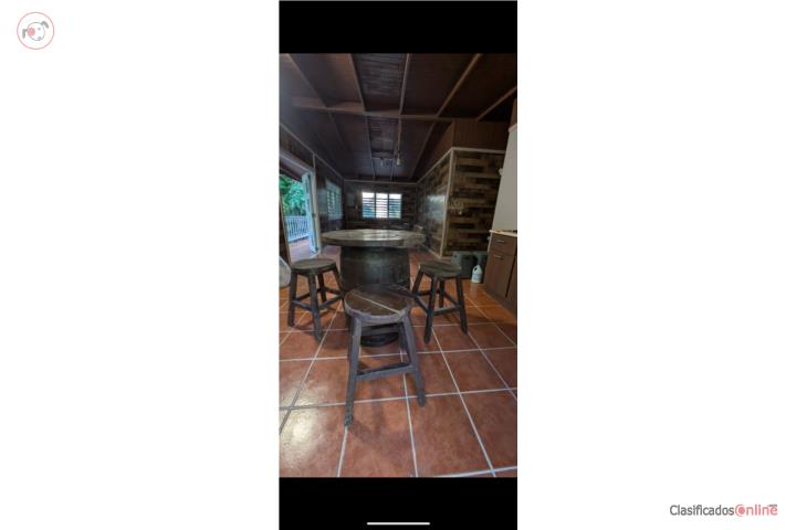 Juego de comedor  de barril, Puerto Rico