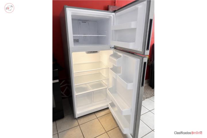 Nevera Midea, perfectas condiciones $600, Puerto Rico