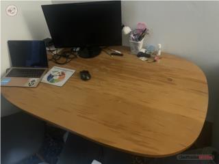 Se regala mesa sin objetos. 
