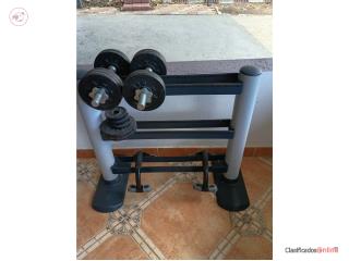 Dumbells y stand, Puerto Rico