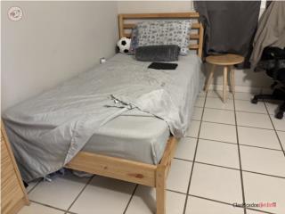 Cama + Matress + mesa de noche en buenas cond, Puerto Rico