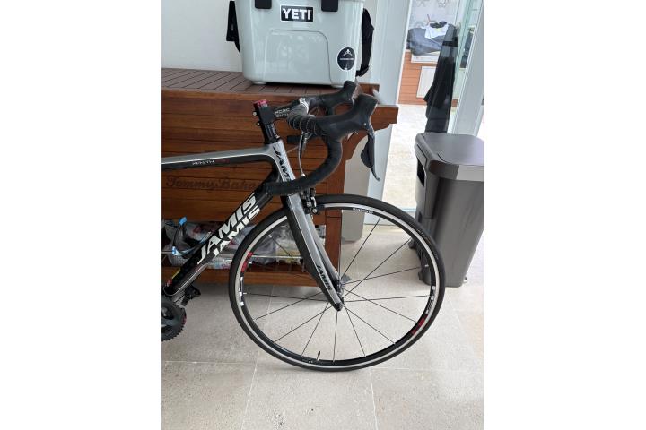 Bicicleta Road de carbon, Puerto Rico