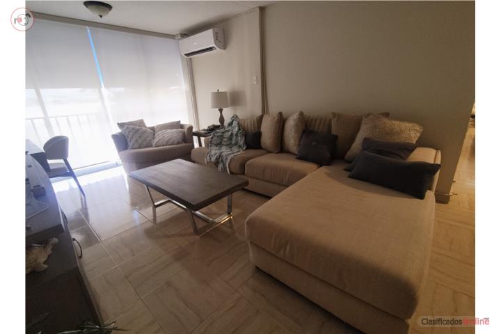 Sofa seccional color off white, Puerto Rico