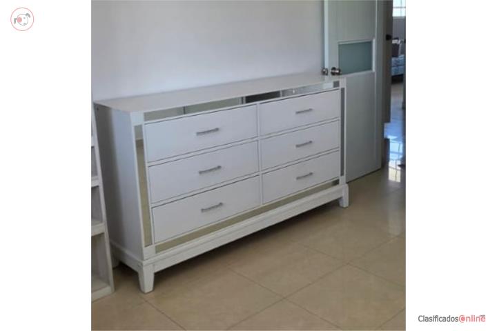 Futon, ottoman, vestidor, cama sillas patio, , Puerto Rico