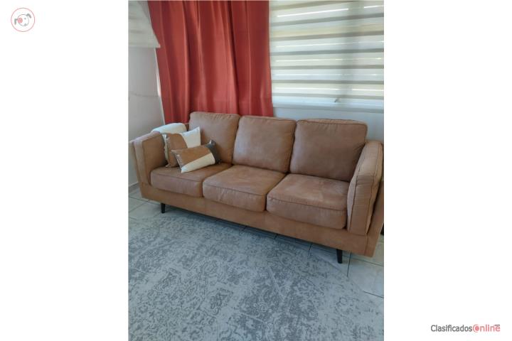 MUEBLE IMPECABLE!!!, Puerto Rico