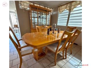Juego de comedor / 6 sillas y chinero $950.00, Puerto Rico