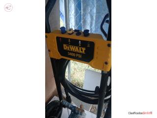 Hidrolavadora  DE Walt 3400 psi, nueava  $300