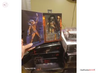 51 figuras de coleccion NECA 700