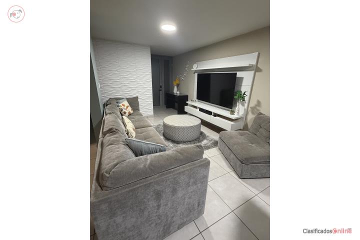 Se vende juego de sala, Puerto Rico