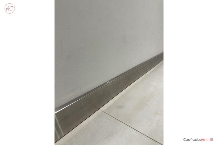 8 Zocalos en SS stainless steels de 8, Puerto Rico