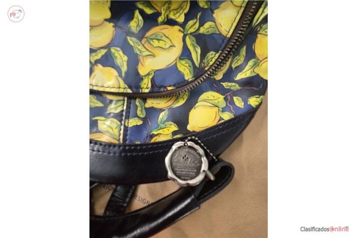 MOCHILA EN PIEL GENUINA CON DISEÑO DE LIMONES, Puerto Rico