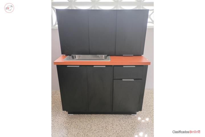 NUEVO DE PAQUETE! GABINETE 4'PVC  $850.00, Puerto Rico