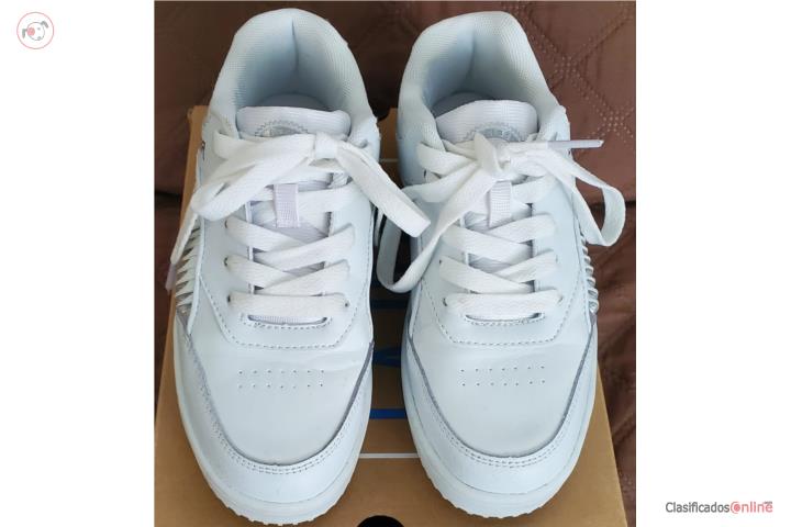 En venta Tenis de Niña ,patines y sandalias, Puerto Rico