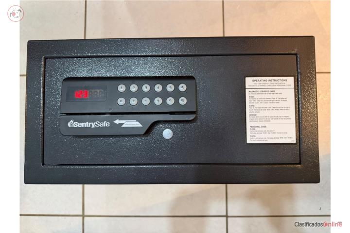 Sentry safe fuerte 9x14x18 Airbnb, hotel , Puerto Rico
