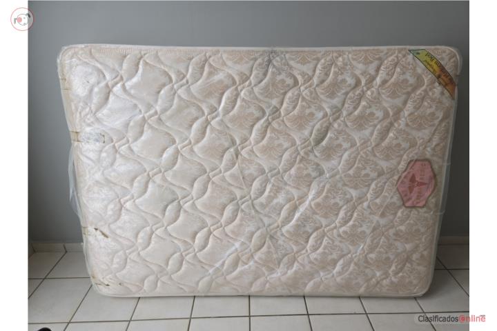 Mattress Tamaño Full, Buen Estado, Puerto Rico
