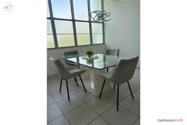 Comedor/Juego de mesa, Puerto Rico